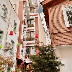 sultanahmet-garden-apart.istanbul-turkeyhotels.com/