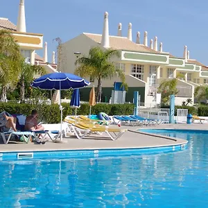 ponta-grande-resort-albufeira.hotelaalgarve.com/